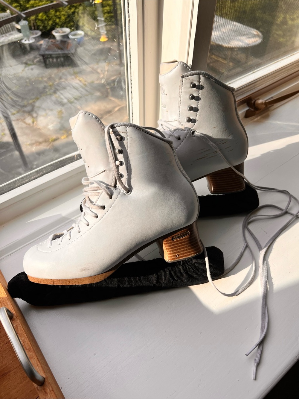 Jackson Figure Skates! - Picture 3 of 9